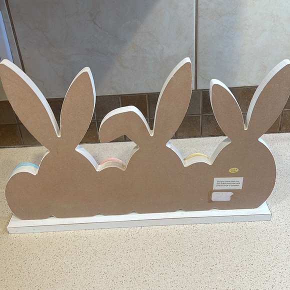 NWT Wooden Pastel Easter Bunny Shelf Decor 10x15 - Picture 4 of 4